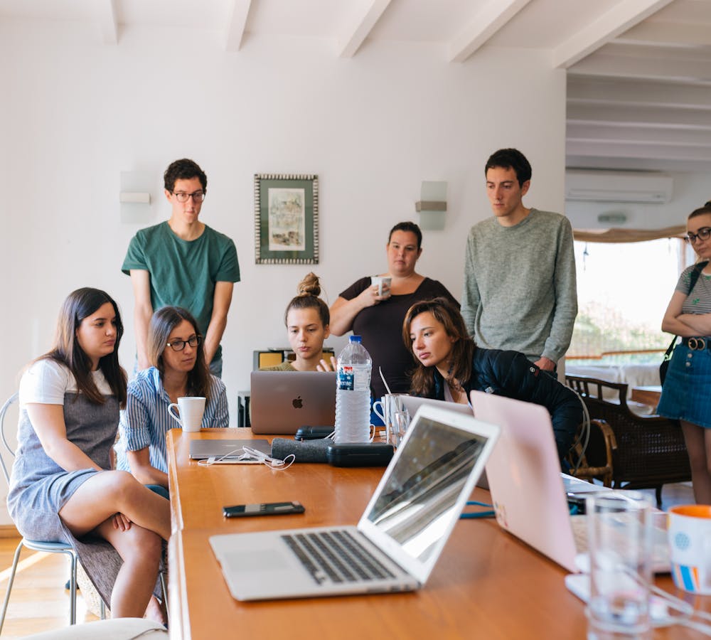 pexels-photo-1595385